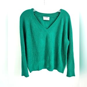 Old Navy Green v-neck ribbed Sweater